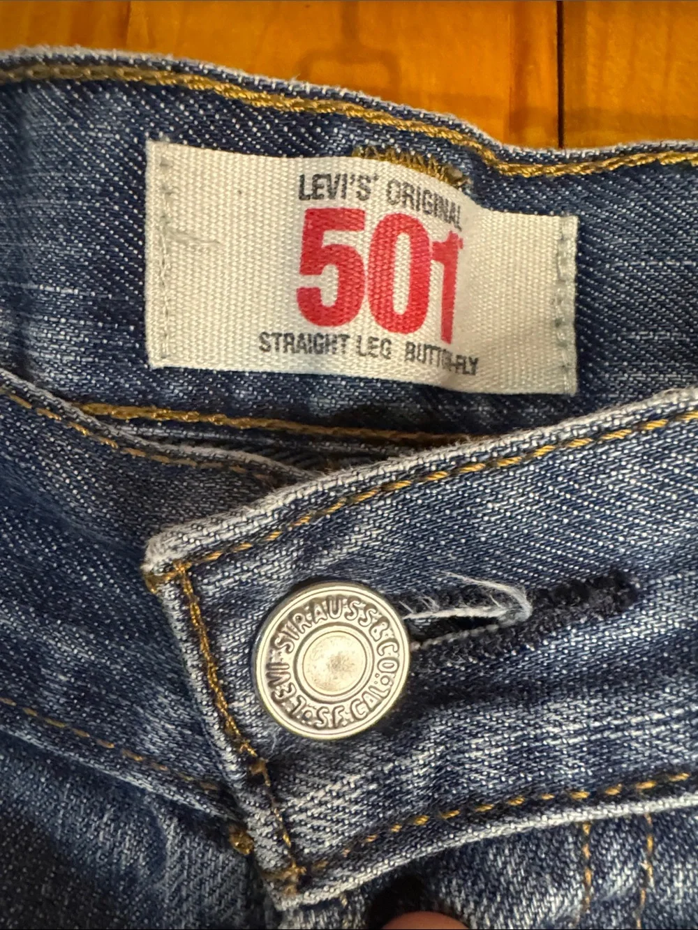 Levi's 501 Men's Blue Bootcut Jeans 30/32